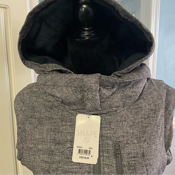 NWT Athleisure Hooded Puffer Jacket Vest Workout Running - Picture 7 of 13